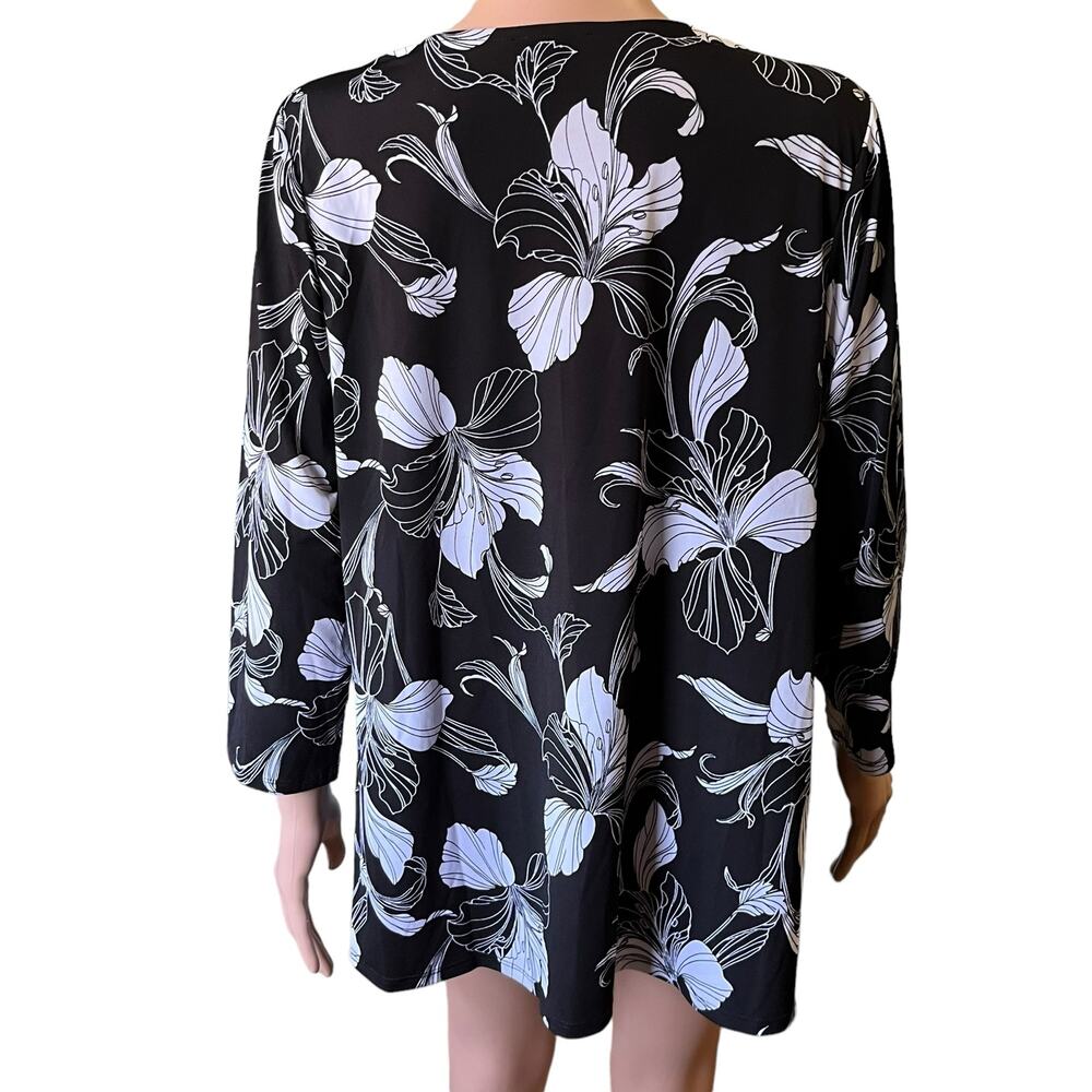 Lane Bryant Blouse 14/16 Tropical Vee Neck Coastal Resort Cruise Dark Fairy - Picture 3 of 4